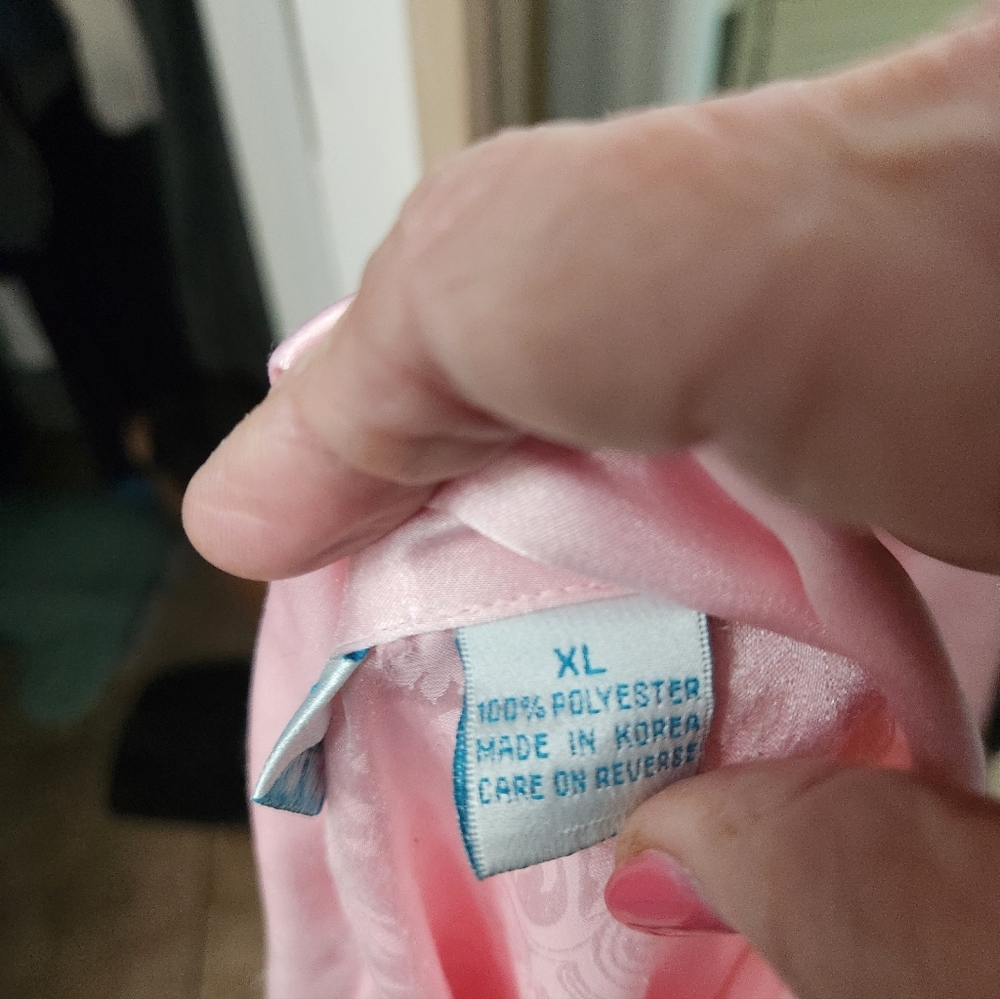 Womens Bath Robe. - Picture 6 of 6